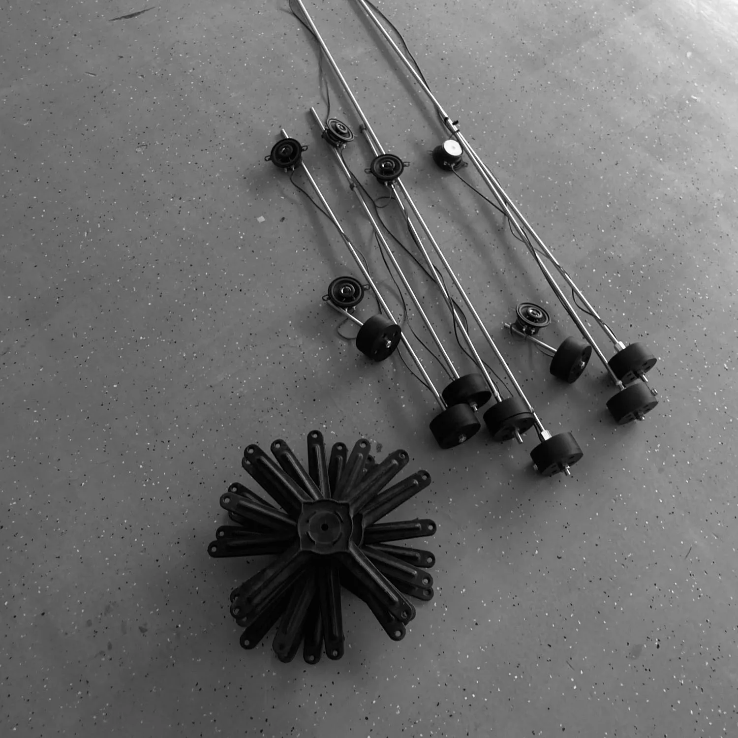 Receptor interactive installation with optical fibres and sensors
