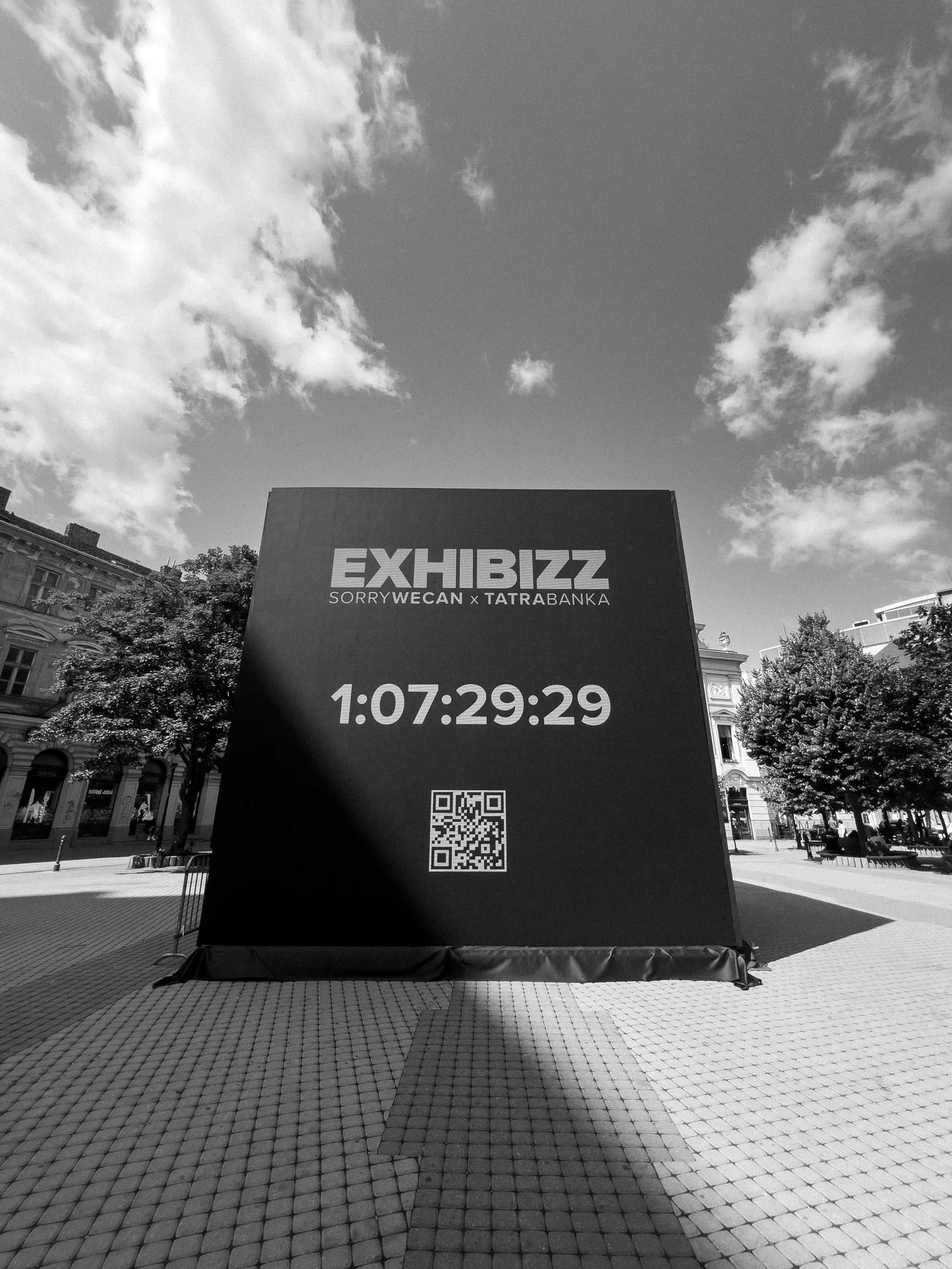 Exhibizz interactive installation, generative LED visuals, Bratislava 2025
