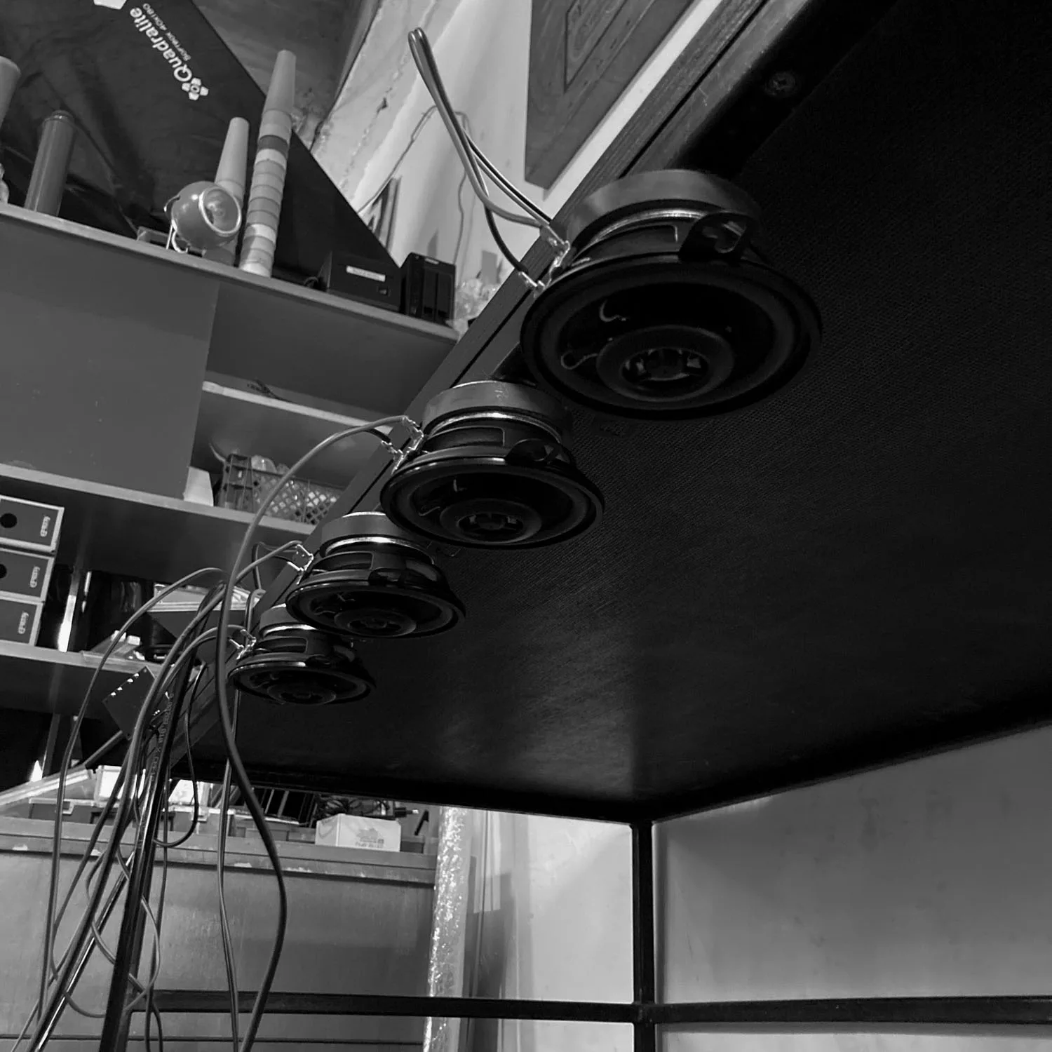Receptor interactive installation with optical fibres and sensors