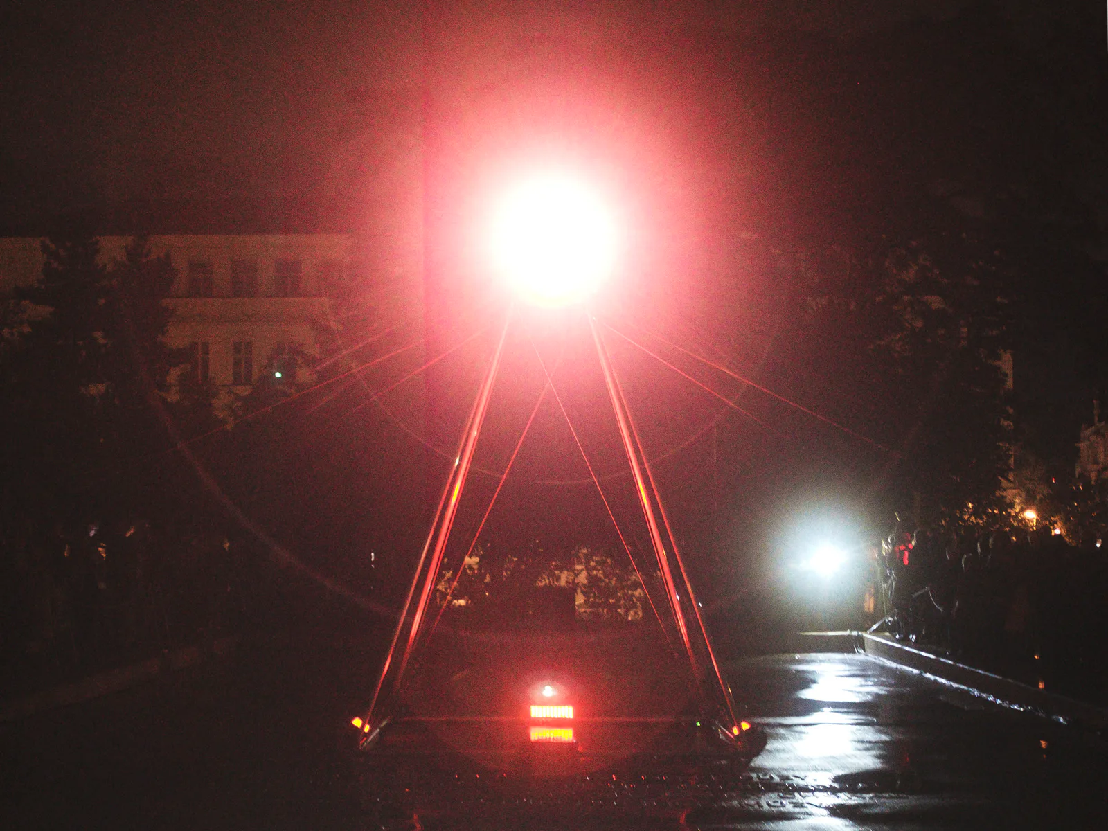 OKO kinetic installation by Antonín Kindl, Signal Festival 2025